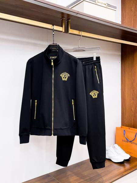 Picture of Versace Sweater Suits _SKUVersaceM-3XL13gx0542764